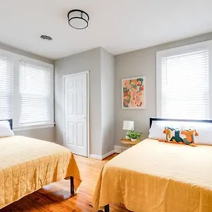 https://private-boho-bungalow-10-minutes-to-downtown-rva.top-richmond-hotels.com