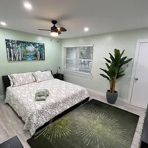 Tranquility In Paradise- 2 Bedroom W/parking Hilton Head Island